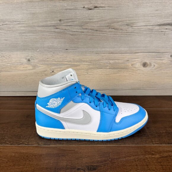 Nike Air Jordan 1 Mid Womens Size 8 Dark Powder Blue Summit Grey BQ6472 400 - Picture 3 of 9